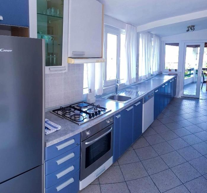 Apartmani Tina Jelsa  Exterior photo